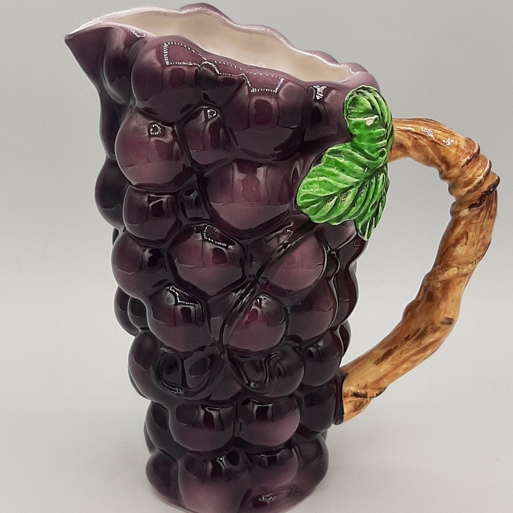 Vintage Lefton Purple Grapes With Green Leaves & Vine Small Pitcher Japan #641